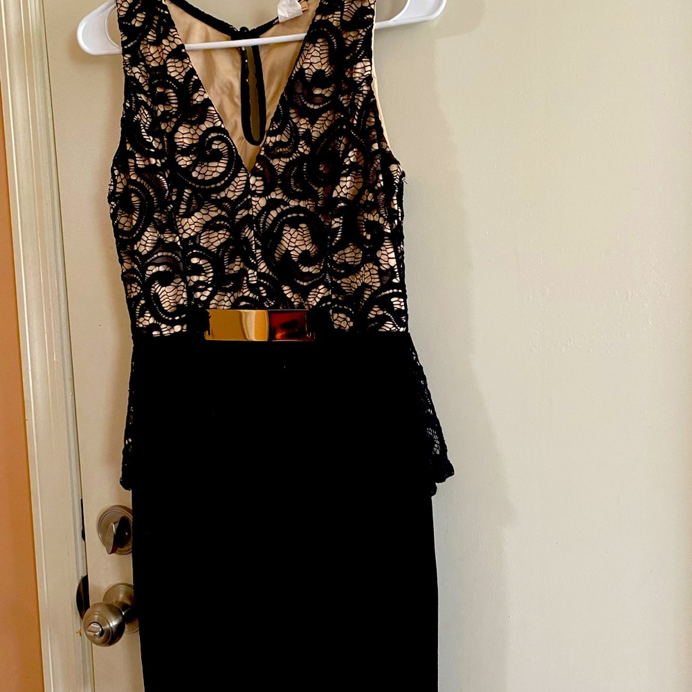 I am selling a black medium dress
